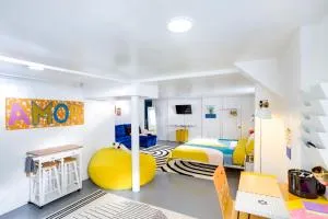 Gordon Square Studio about 4 Mi to Downtown Cleveland! - Birds Nest