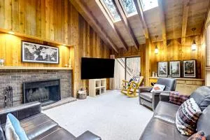 Three Peaks Hideaway - McKenzie Bridge