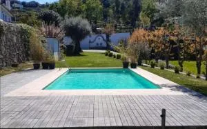 Beautiful villa in Póvoa de Lanhoso with pool and garden - 格拉兹杜米尼奥