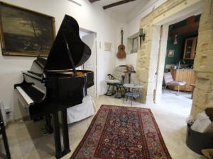 Riverside Villa, Remoulins