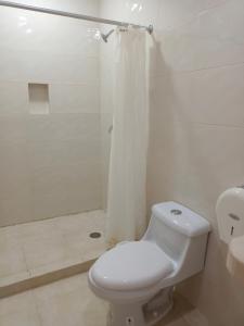 Hotel Playa de Oro - Enfrente de WTC y Plazas Comerciales