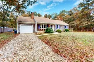 The Blue Whale Cottage - East Brewster