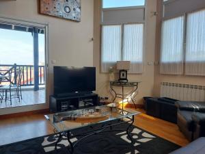 Maison avec jardin, terrasse et parking proche plage - FR-1-239-772