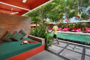 PinkCoco Gili Trawangan - Constant Surprises - for Cool Adults Only