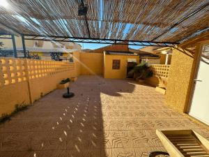 Acogedor Adosado para Vacaciones Familiares