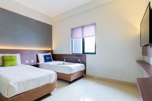 Urbanview Hotel Slipi Inn Palmerah