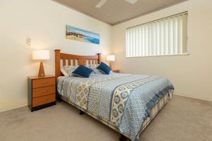 El Sandi 3 On The Beach