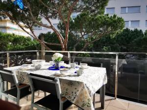 Apartamento céntrico en Playa de Aro con terraza y vistas al mar - ES-209-28