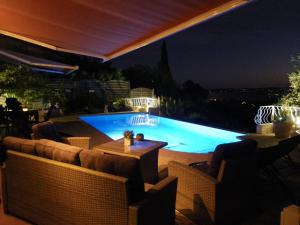 Villa avec piscine privée, climatisation et parking aux Issambres - FR-1-768-26