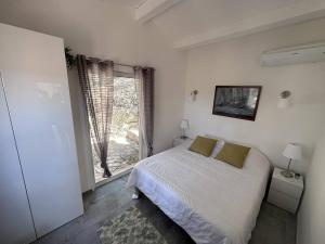 Villa provençale avec piscine privée, clim, Wi-Fi, jardin, 5 chambres - FR-1-768-20