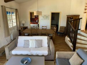 Charmante villa avec piscine à débordement aux Issambres - FR-1-768-44