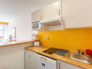 Appartements Appartement renove a Peyragudes, 6 pers, proche pistes, parking gratuit & avantages ski - FR-1-695-40 : photos des chambres
