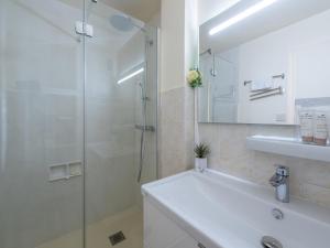 Appartement rénové avec balcon | WIFI | Casier à skis - FR-1-645-50