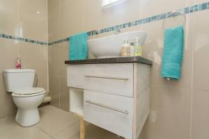 Johanesbg-Little haven-3min to N1-20MBS WiFi (15)