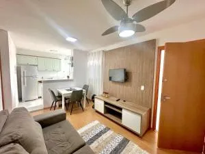 Apartamento com 2 dormitórios, 1 vaga de garagem e mercadinho 24hrs, em ótima localização! - Baía dos Nunes