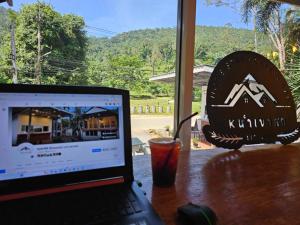 Nahm Khao Sok Hostel and Camping
