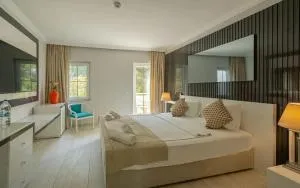 Golden Beach Resort & Spa - 阿克亚拉尔