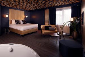 Las Vegas Suite room in Van der Valk Hotel Breukelen