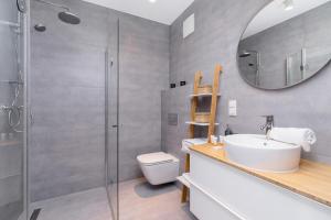 Cracow Apartment Bronowicka with Parking by Renters