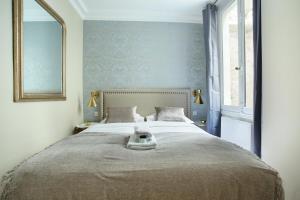 Apartment Opéra by Studio prestige