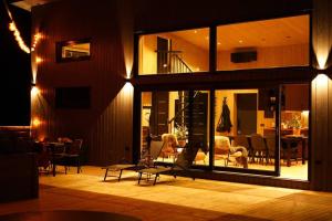 Skogly - Ny stor hytte, Unike Finnskogen