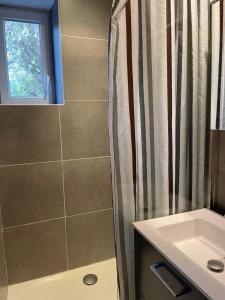 B&B / Chambres d'hotes La Maison Bizienne Guerande - Chambres d'hotes de charme : Bungalow Familial