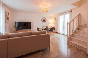 Jolie Maison Disneyland Bmyguest