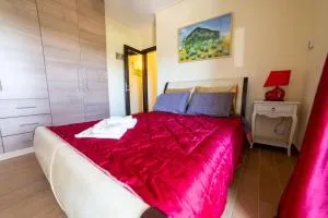 TheColourfulHouse - Krinítsa