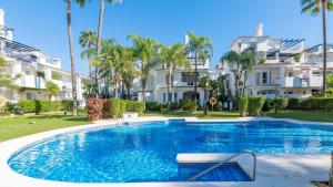 Cozy Pearl In Puerto Banus