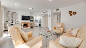 Cozy Pearl In Puerto Banus