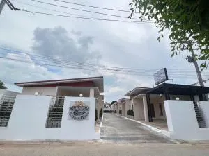 PICHAPON RESORT - Ban Nong Sarai (1)