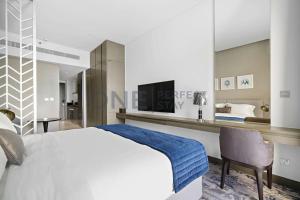 Luxurious Studio Retreat in Maison Prive, Dubai