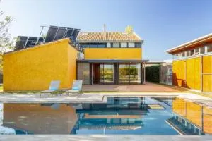 Masia Cal Sisplau, con piscina y rodeada de viñedos a 10 minutos de Vilafranca del Penedés, Barcelona ,Cataluña - La Guardiola