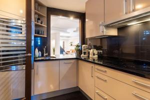 3BR Penthouse with Private Pool