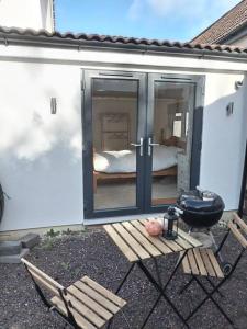 Spacious and sunny accommodation with Underfloor heating throughout