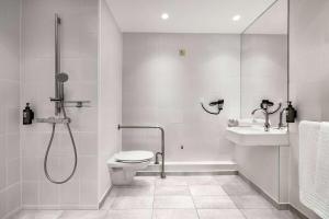 Lounge Accessible Room room in Vienna House Easy Cracow