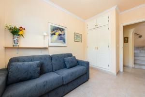 Garden Sweets Chalet