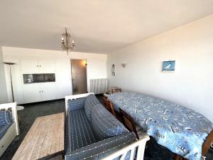 Appartement T3 avec balcon et parking, à deux pas de la plage - FR-1-197-182