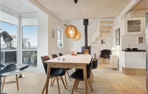 Gorgeous Home In Juelsminde With Wifi