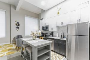 Downtown Stroll to the Bengals