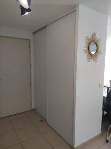 Appartements Beau studio neuf + parking et velo gratuit : photos des chambres