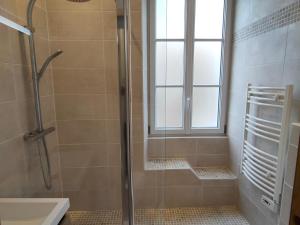 Maison 2 chambres avec cour privée, à 200m de la plage et proche commerces - Les Sables-dOlonne - FR-1-197-557