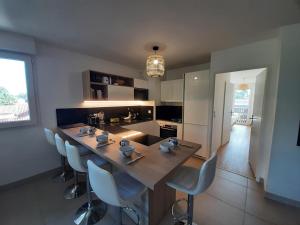 Appartements Charmant appartement neuf a Capbreton avec balcon, Wifi, et parking securise pour 5 personnes - FR-1-239-1004 : photos des chambres