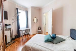 Maisons de vacances Merveille des Chartrons : Appartement 2 Chambres