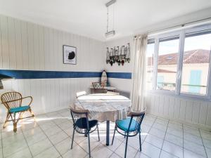 Appartements Brice Marine - T4 climatise en centre-ville : photos des chambres