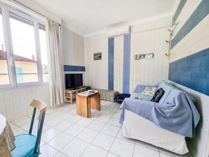 Appartements Brice Marine - T4 climatise en centre-ville : Appartement 3 Chambres