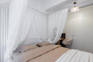 Modern chic apartment B&C