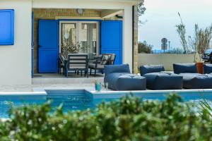 Beautiful new villa with a pool, near sandy beach, large garden - by Traveler tourist agency Krk ID 2384