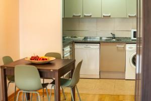 El Brezo, apartamento con piscina a 3km de la playa VUT-4389-AS