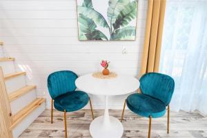 7 Le Soleil Retro Tiny House, Boat Parking, Mins to Lake Guntersville, City Harbor